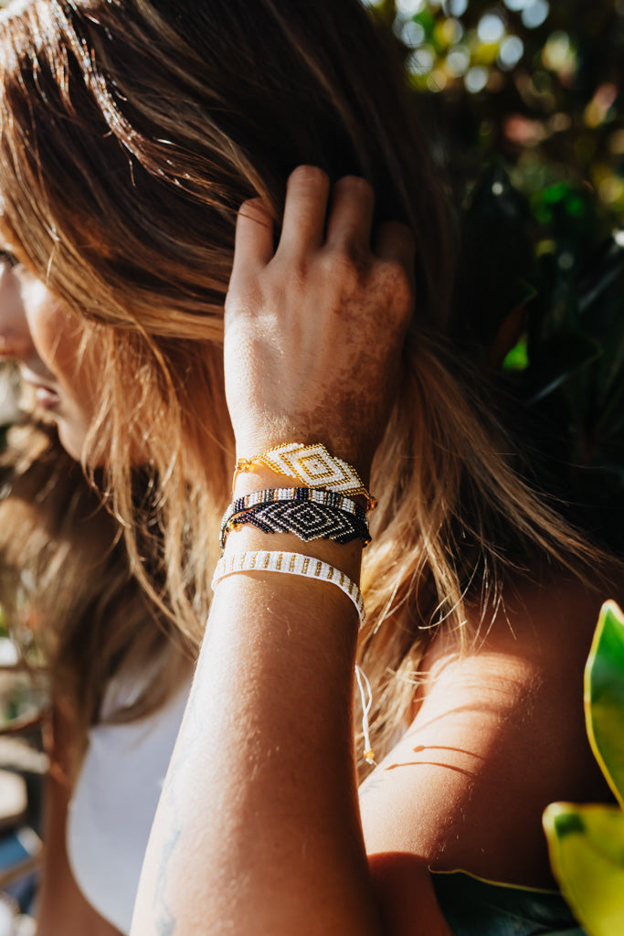 Extraordinary Bracelet - Black & Silver