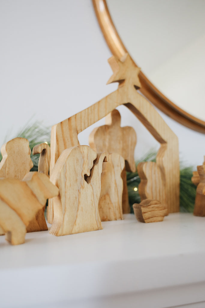 Star of Bethlehem Manger Scene - Shepherds Add-On Set - Natural
