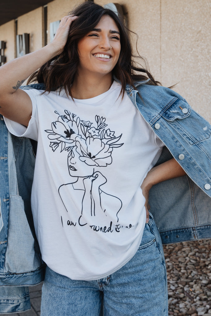 I Am Crowned Free Tee